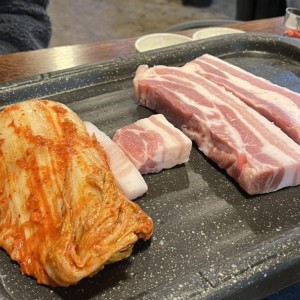 [서울 마포] 고향집김치삼겹살 합정역점