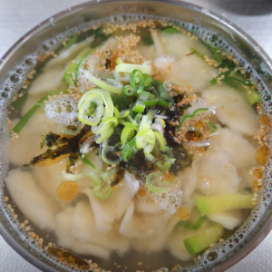 [경북 영천] 홍두깨손칼국수