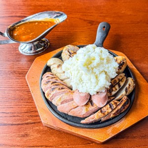 [서울 용산] 엉클조 소시지 삼각지점