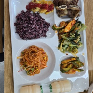 맛뜰한식뷔페 금왕밸리점