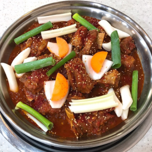 청양골송아지매운갈비찜
