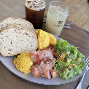 고궁 롯데아울렛 부여점