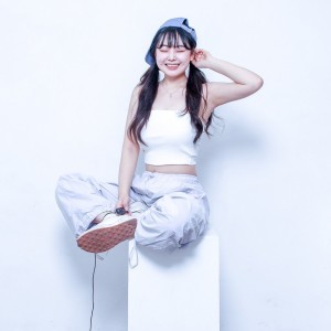 셀프사진관 예뻐서, 봄 부평점