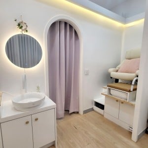 더 예쁨뷰티 펌&연장&젤네일&피부