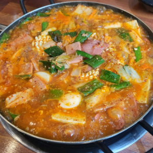 캠프케이시부대찌개