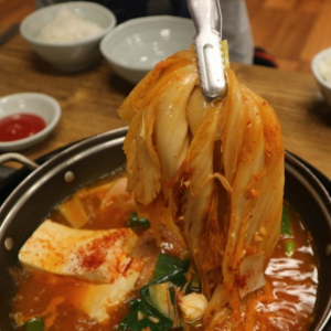 돼지불백김치찌개