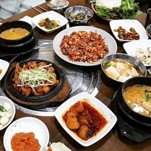 시골생삼겹우렁쌈밥