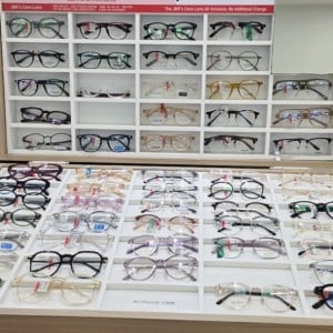 지니스안경 포항초곡삼구앞점