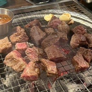 돈사돈 한림협재점