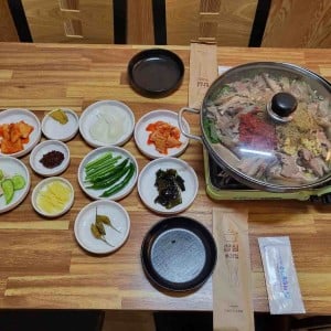 금이네염소탕본점