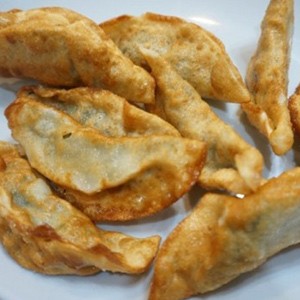 동산만두 탄현제니스점