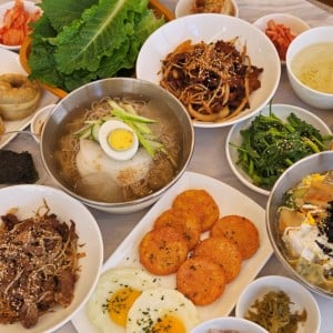 제육백서 알파시티점