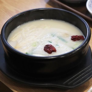 본가신촌설렁탕 신부동점