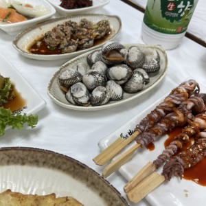 원조수라상꼬막정식