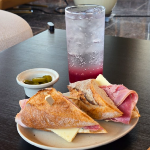 [경북 영천] 곡선커피