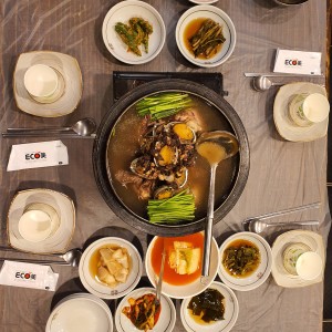 [경북 구미] 큰나무집궁중약백숙 구미점