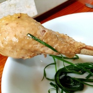 하대감 황금옻닭 제1능이백숙