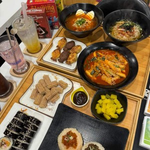 [강원 춘천] 옐로스톤 보드카페