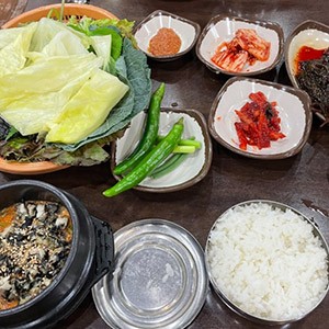 웰빙 채소 무한리필 쌈밥촌