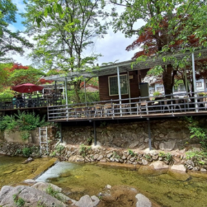 율림동산 셀프바베큐장