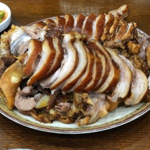 칡산에족발보쌈