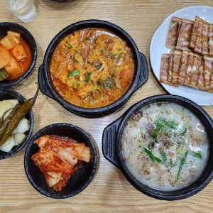큰맘할매순대국 김포전원마을점