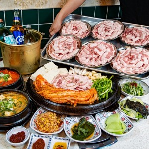 진짜무쇠삼겹 성수점