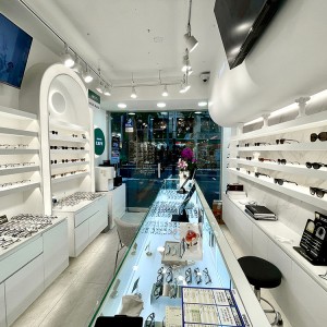 이노티안경 부천역곡점