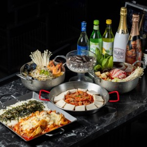 팔로우 홍대본점