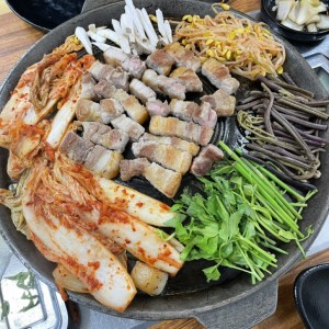 우리돼지 솥뚜껑 삼겹살