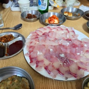 금강자연산쏘가리매기매운탕