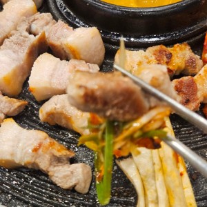 효자동솥뚜껑 여주교동점