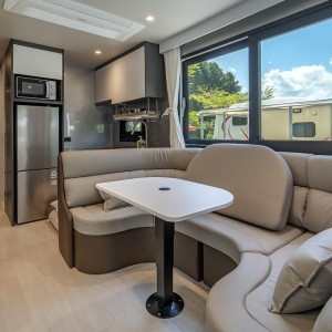 [경기 가평] 가평 오블리비아테 수영장 펜션 카라반