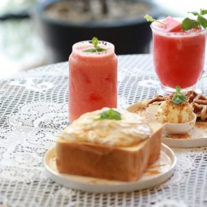 낮엔해처럼 밤엔달처럼