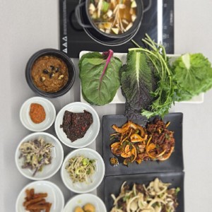 [경북 경산] 윤훈식 농가쌈밥 경산임당점