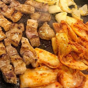 [광주 광산] 묵은지와 생삼겹살이 만났을때