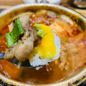 동가정80년김치찌개