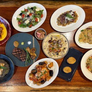 구스토 1245 청주 본점