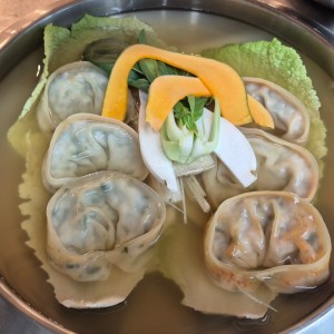 개성손만두메밀소바전문점 강동점