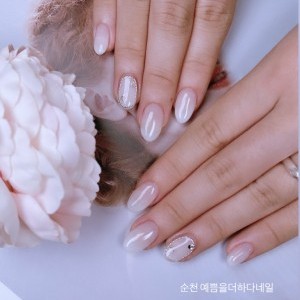예쁨을더하다네일