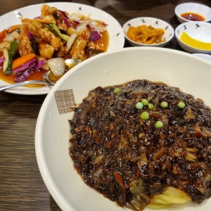 연래춘대반점