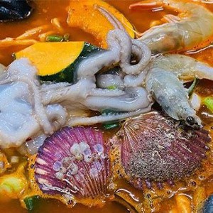 선미 버섯칼국수