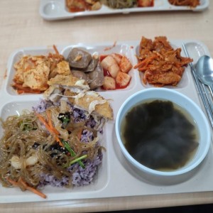 밥뜨락