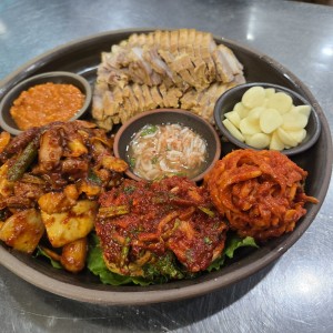 전주항아리보쌈