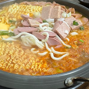 전주팔미순두부부대찌개 가좌동점