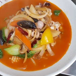 하례차이나