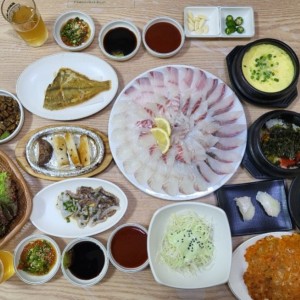 남해자연산횟집