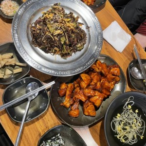 불불이족발 안양일번가점
