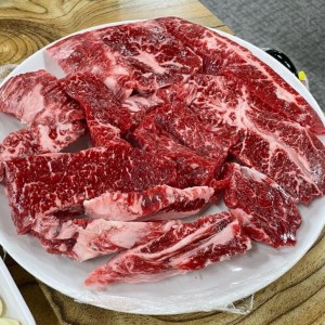 용호정육점 식당