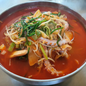 황제손짬뽕